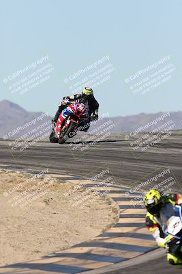 media/Dec-07-2025-CVMA (Sun) [[3e7d2de5dc]]/Race 6-The Shootout/